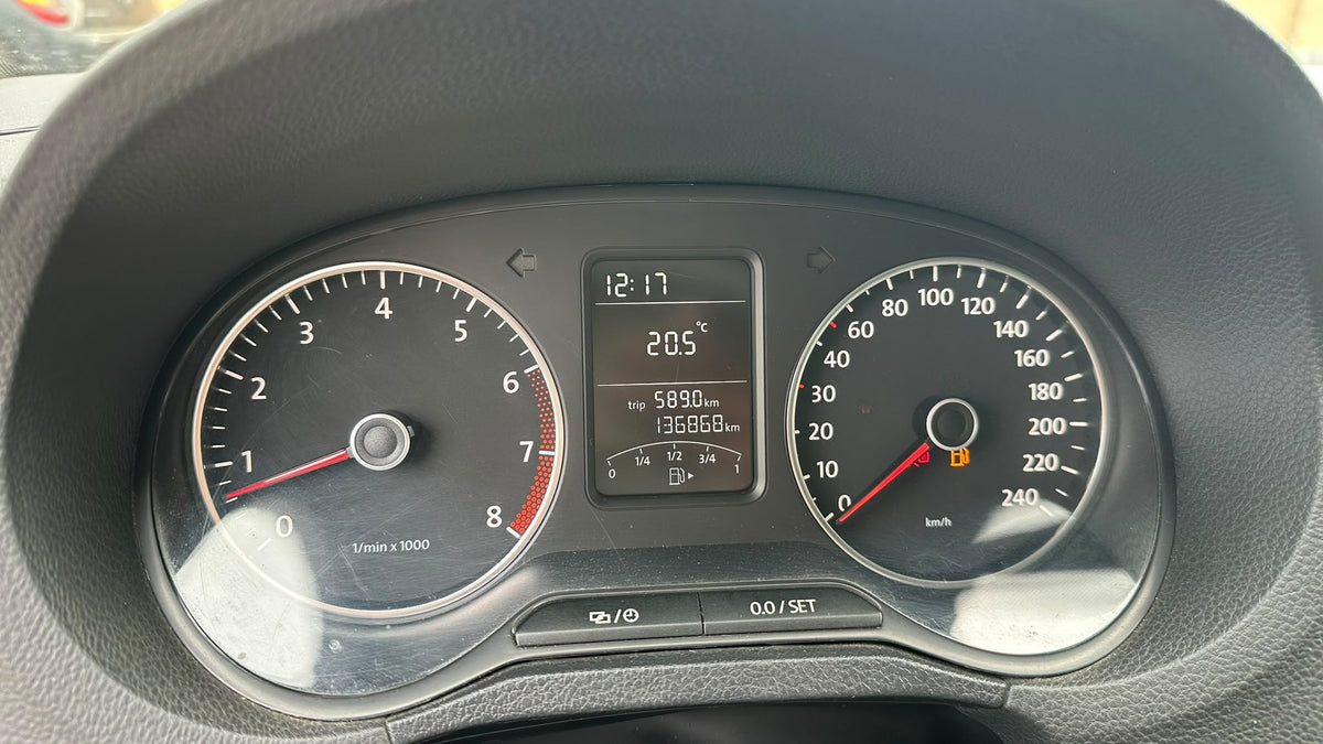 VOLKSWAGEN POLO 1.4 5P R-LINE – BENZINA – EURO 5B