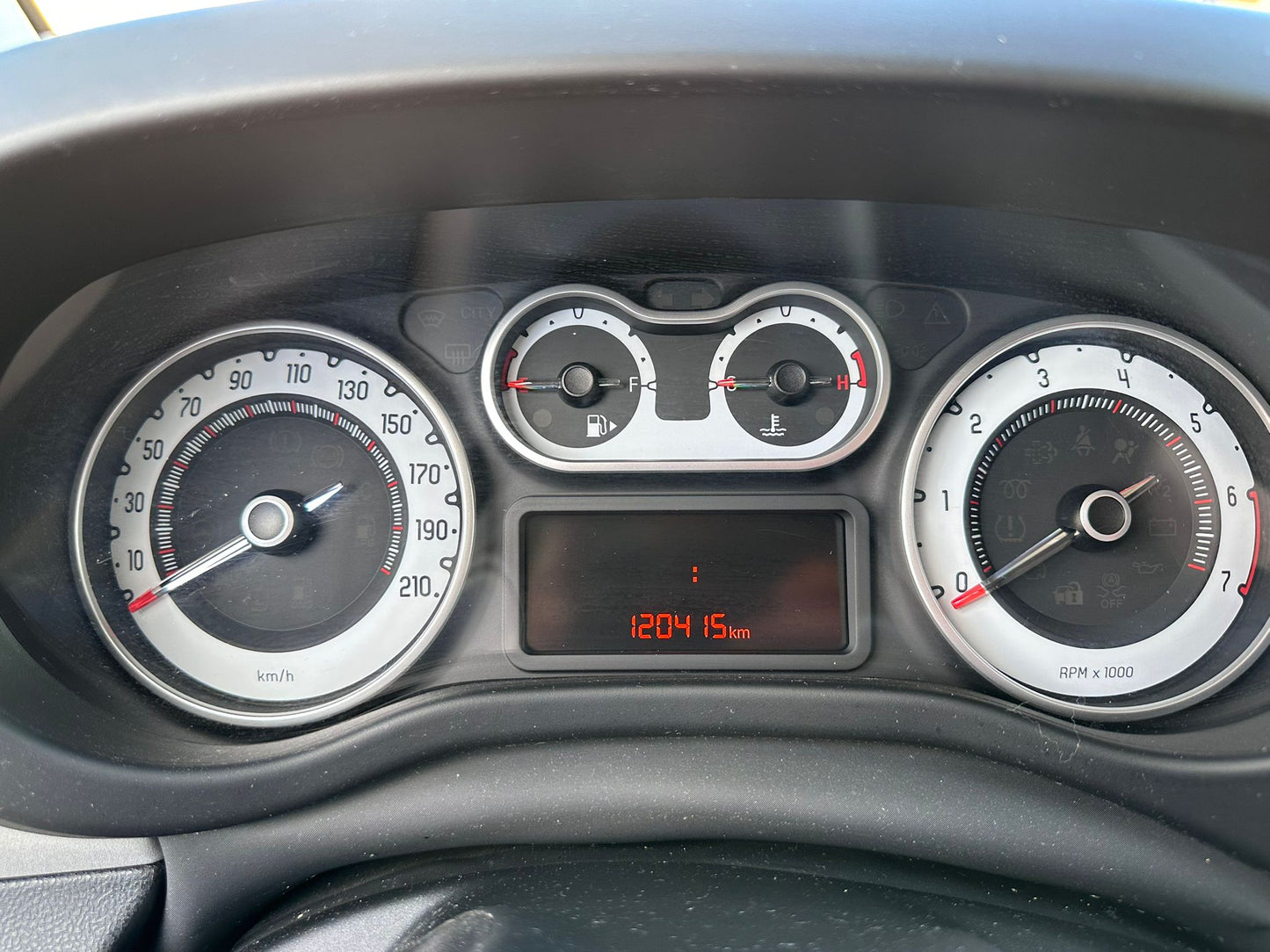 FIAT 500L 0.9 TWINAIR TURBO NATURAL POWER LOUNGE