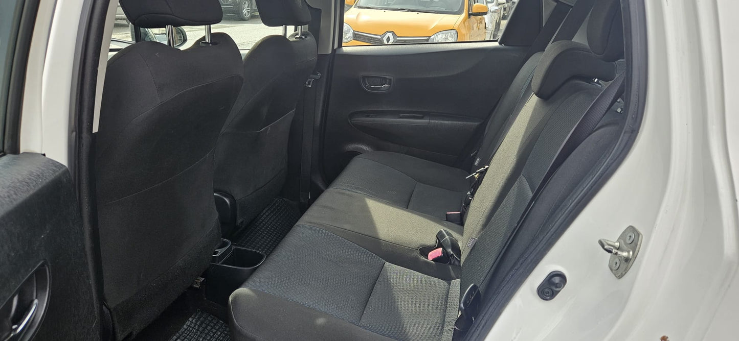 Toyota Yaris Hybrid - AUTOMATICA
