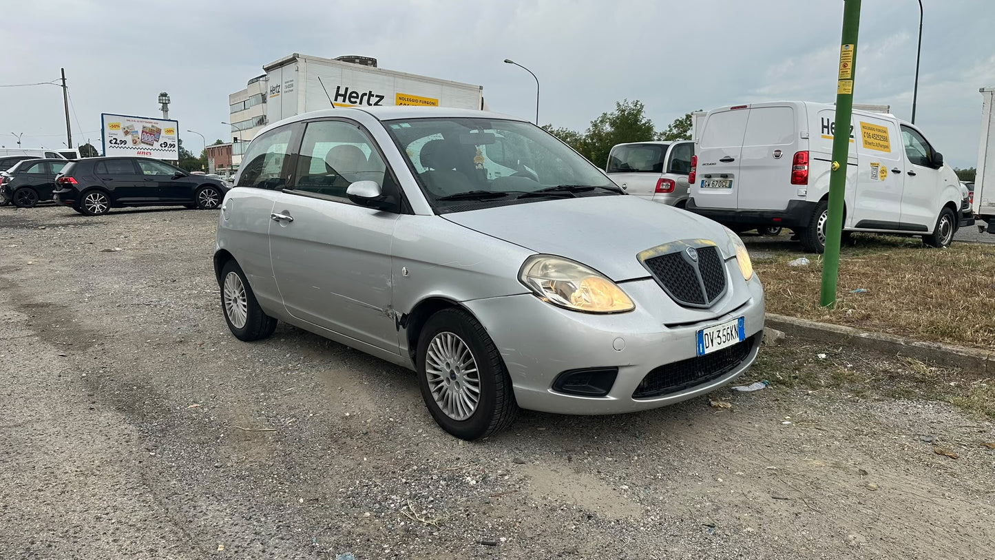 LANCIA YPSILON 1.2 MODAMILANO