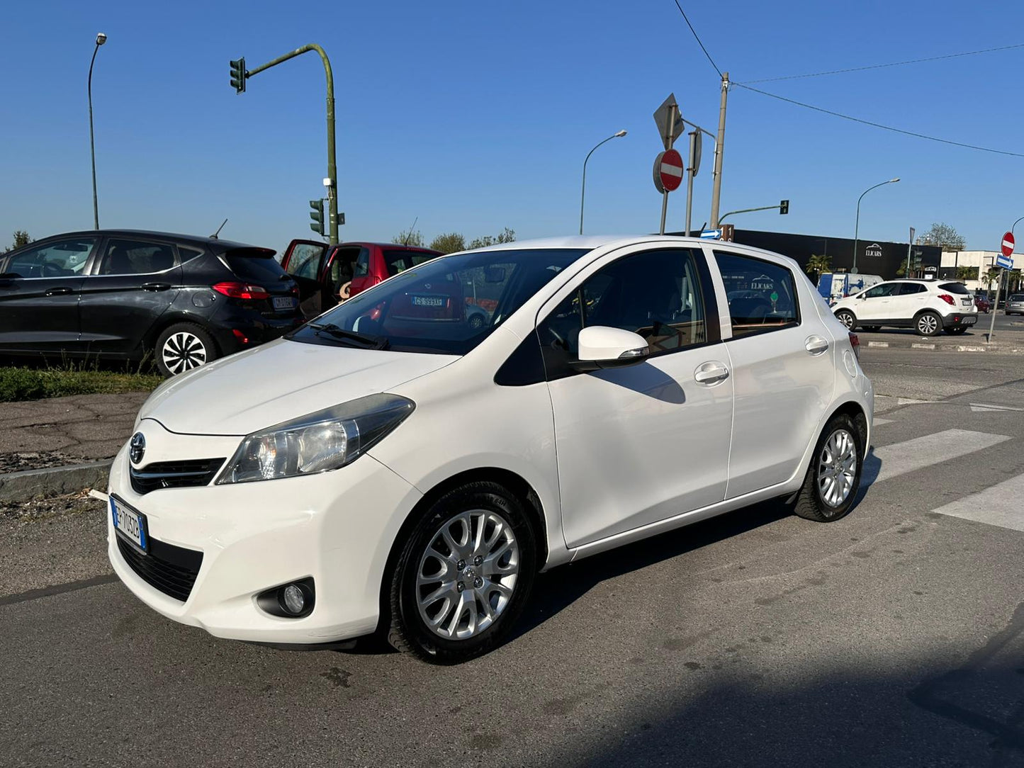 Toyota Yaris III 1.0 5P LOUNGE