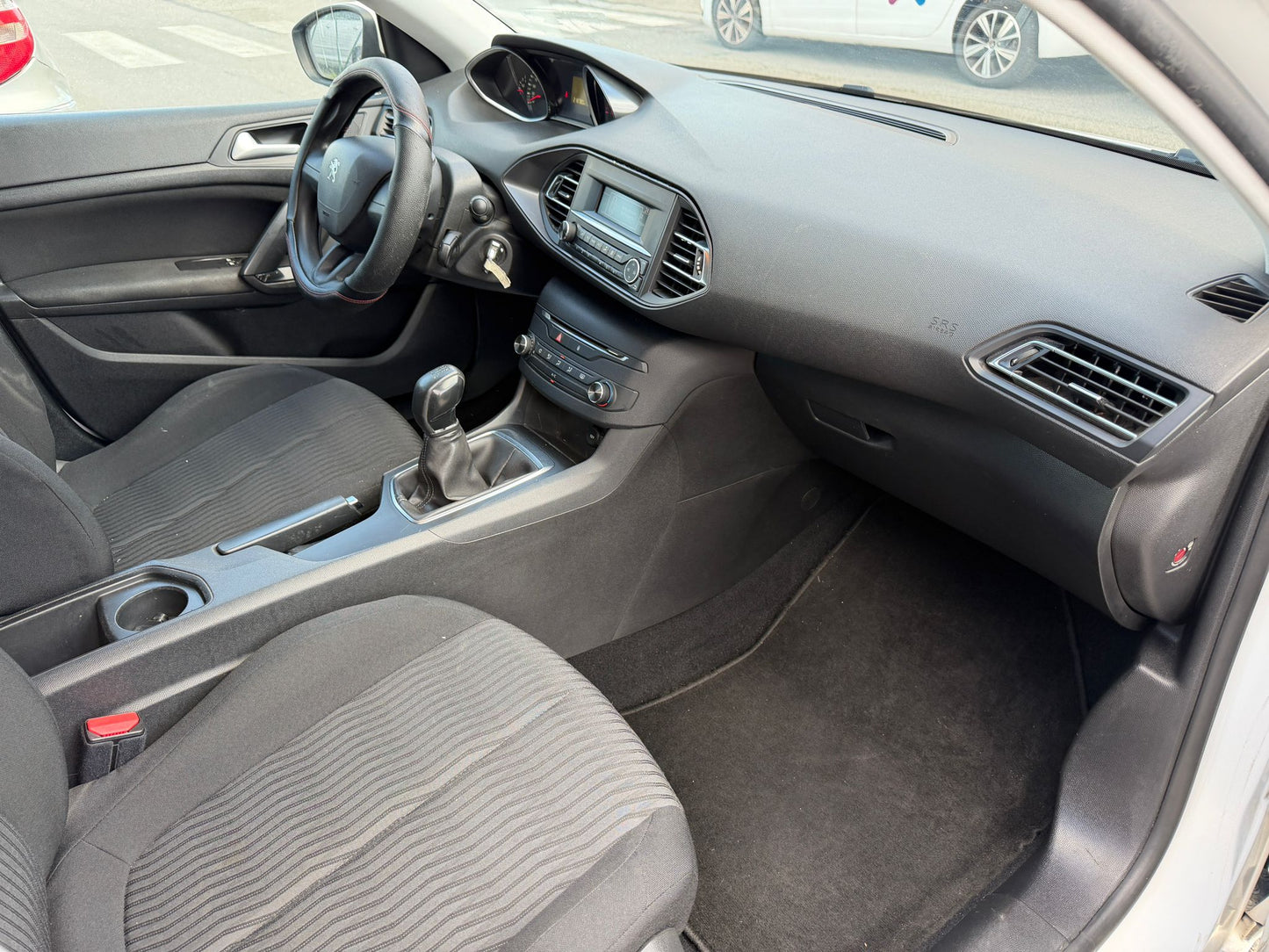Peugeot 308 1.6 HDi 92 cv SW Business