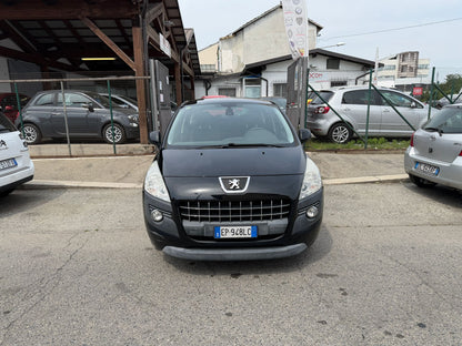 PEUGEOT 3008 2.0 HDi 150 CV BUSINESS