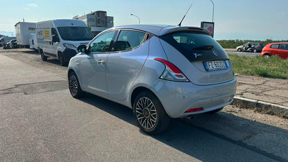 LANCIA YPSILON 1.2 69 CV GPL ECOCHIC GOLD – EURO 6