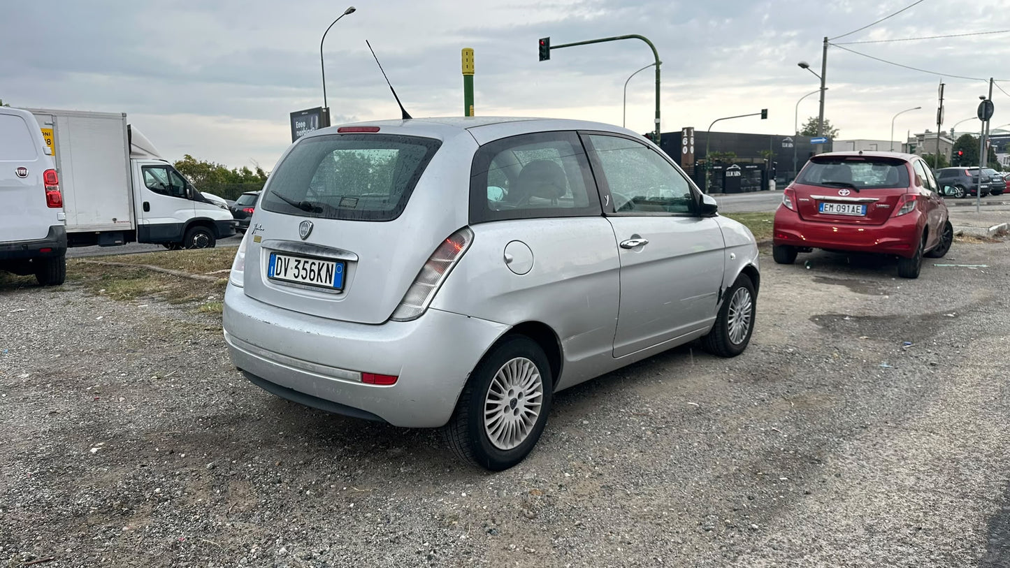 LANCIA YPSILON 1.2 MODAMILANO