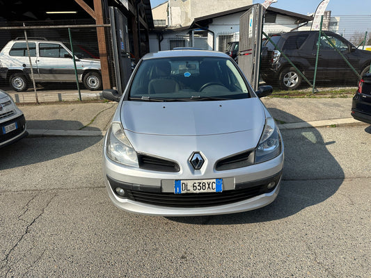 RENAULT CLIO 1.2 16V 3P Le Iene – 2007 🚗