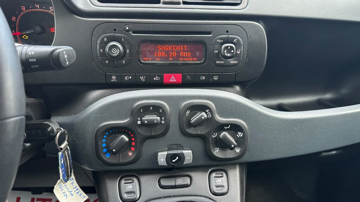 FIAT PANDA 1.2 LOUNGE – 69 CV – EURO 6