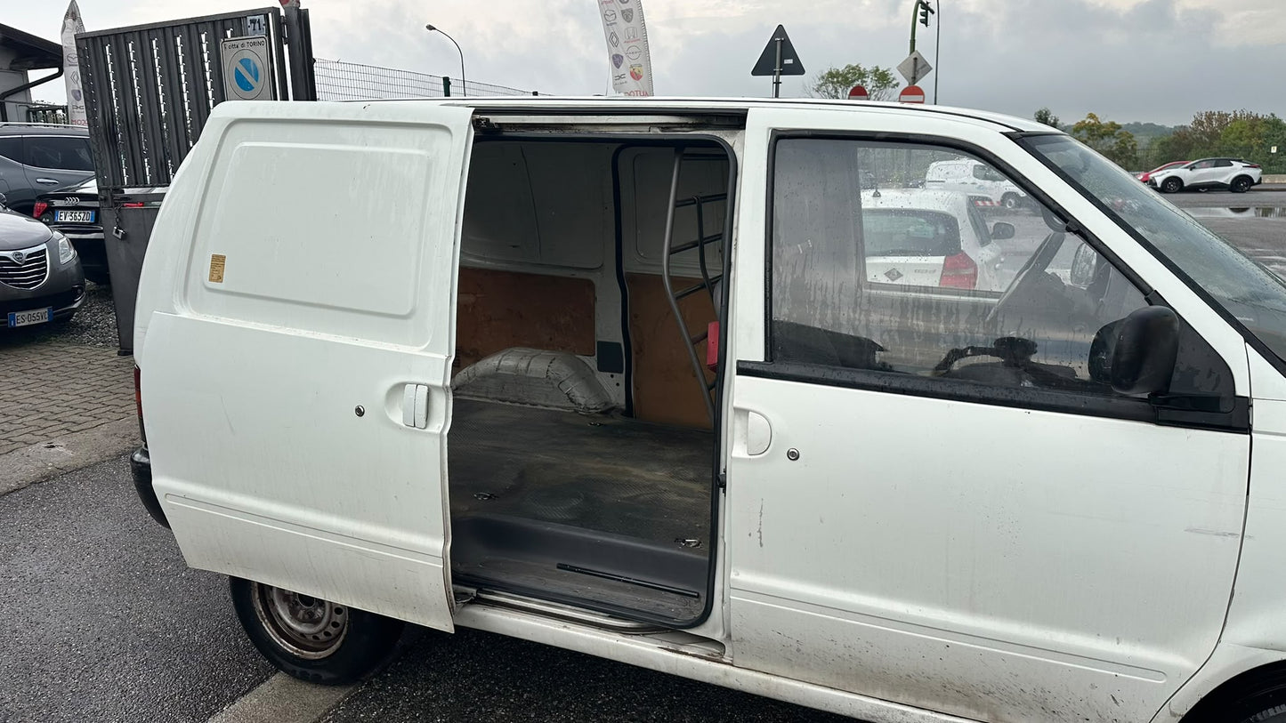 NISSAN VANETTE PRACTIC 2.3 DIESEL PC FURGONE