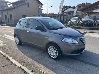 Lancia Ypsilon 1.2 69 CV Silver GPL