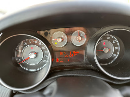 FIAT PUNTO 1.4 8V 5P EASYPOWER LOUNGE – GPL, SPAZIOSA E CONVENIENTE