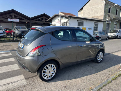 Lancia Ypsilon 1.2 69 CV Silver GPL