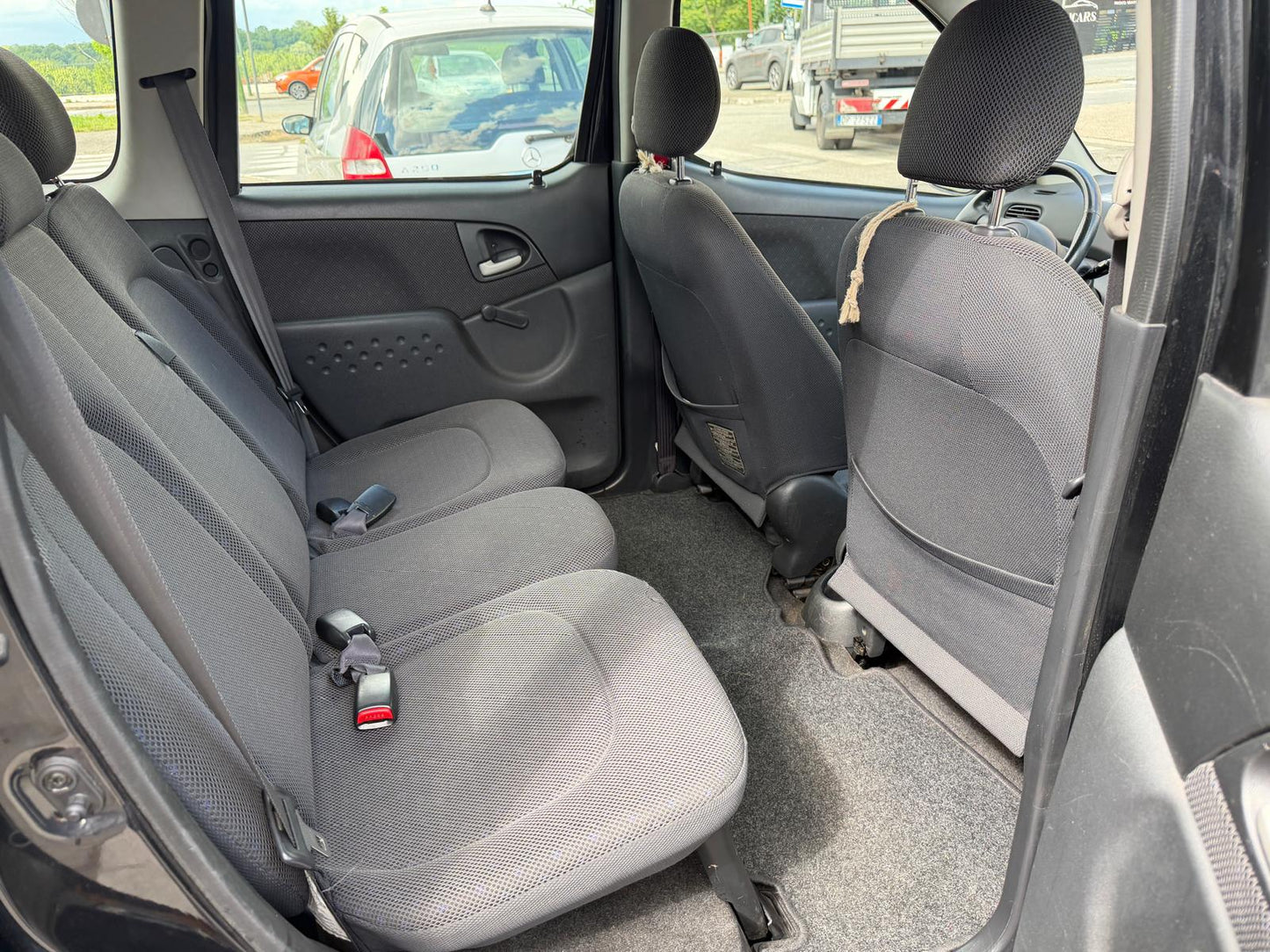 Toyota Yaris Verso 1.4 D-4D Sol Bue
