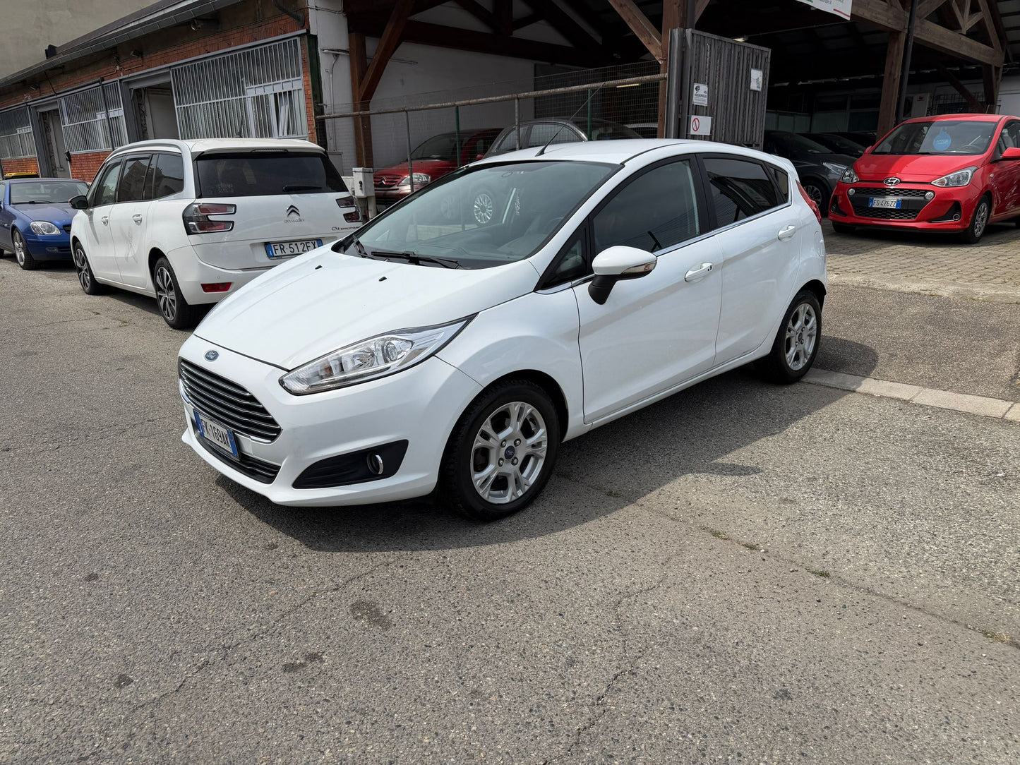 FORD FIESTA 1.4 5 PORTE BENZINA/GPL BLACK & WHITE EDITION