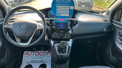LANCIA YPSILON 1.2 69 CV GPL ECOCHIC GOLD – EURO 6