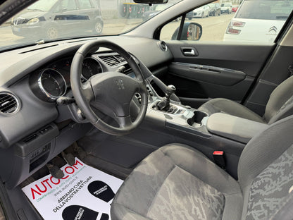 PEUGEOT 3008 2.0 HDi 150 CV BUSINESS