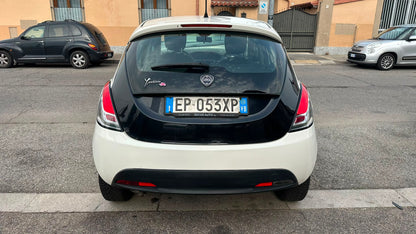 LANCIA YPSILON 1.2 69 CV 5 PORTE PLATINUM