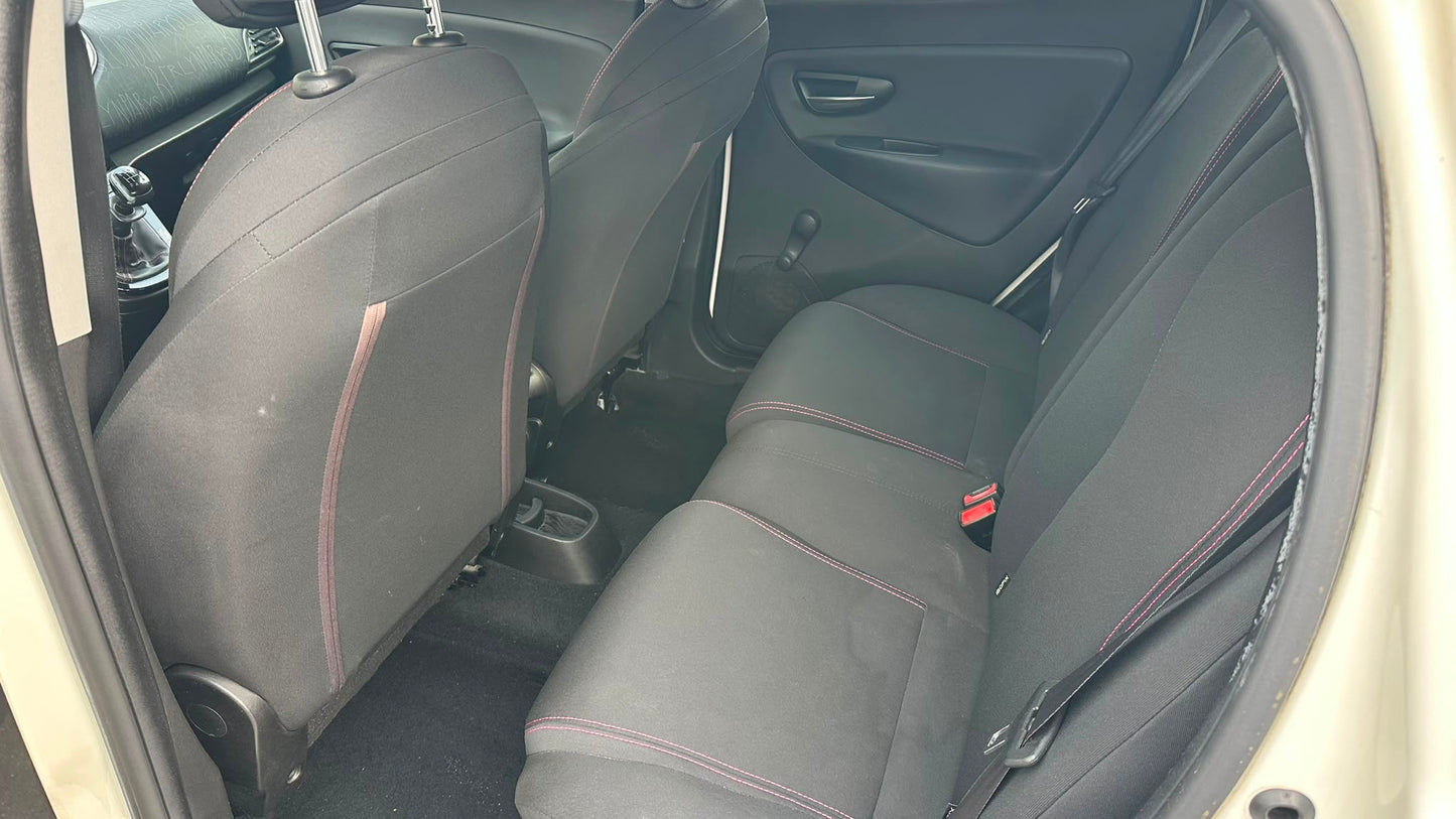 LANCIA YPSILON 1.2 69 CV 5 PORTE PLATINUM