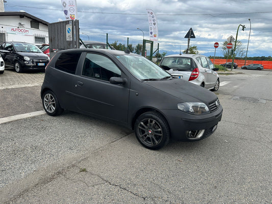 Fiat Punto 1.2 3P Dynamic GPL – Giugno 2005 – €2.700