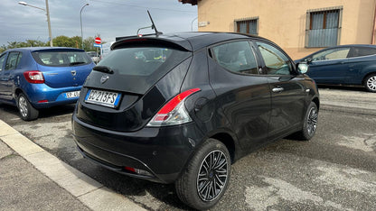 LANCIA YPSILON 1.2 69 CV GPL ECOCHIC MONOGRAM 5 PORTE – EURO 6