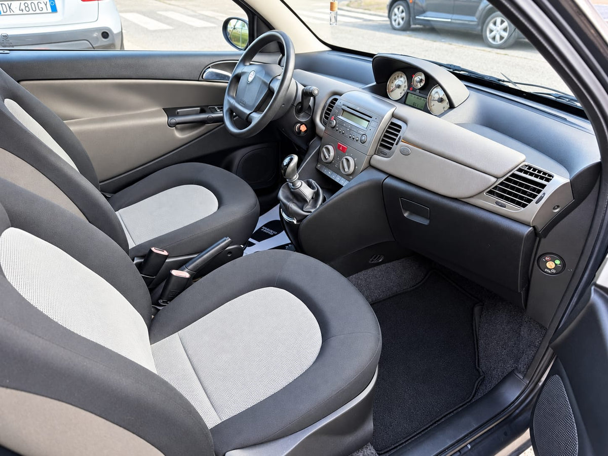 LANCIA YPSILON 1.2 16V PLATINO 80 CV – BENZINA – EURO 4