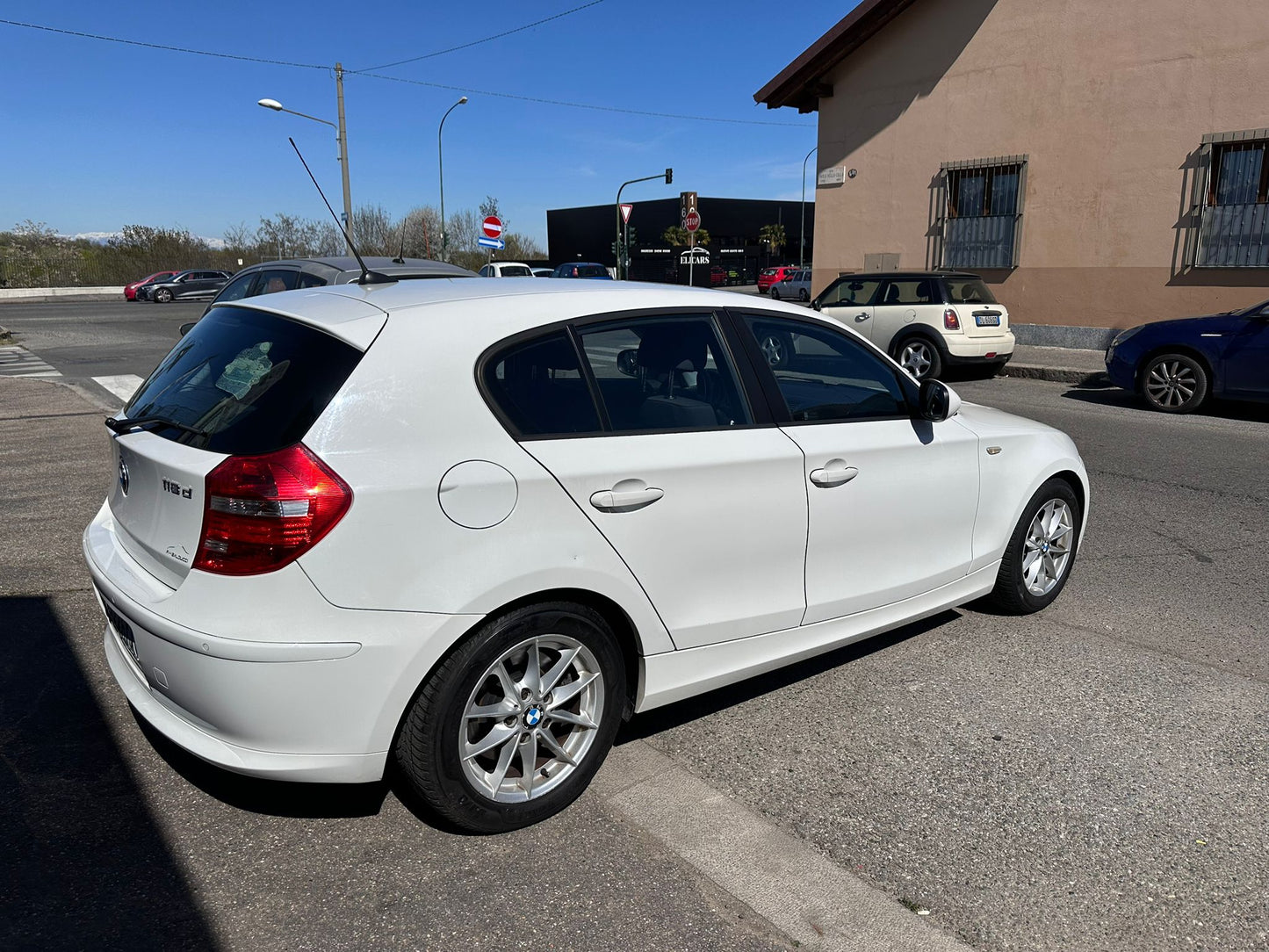 Bmw 118d 2.0 143CV cat 5 porte Futura