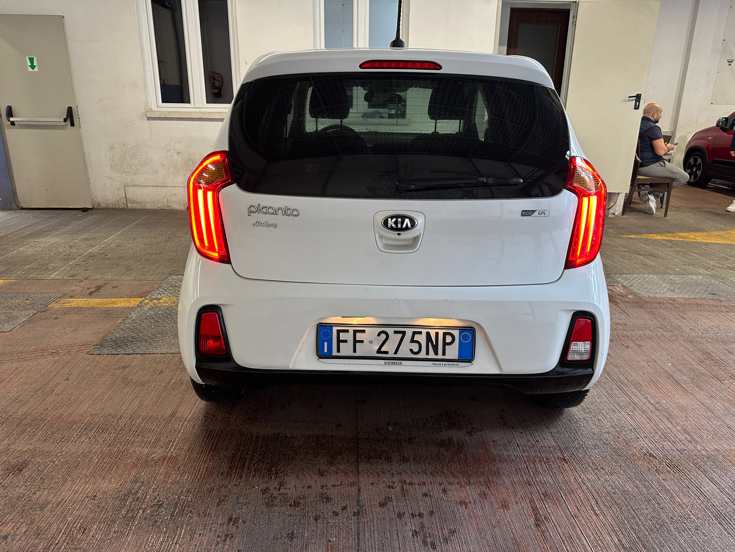 KIA PICANTO 1.0 ECOGPL GLAM – COMPATTA, ECONOMICA E SUPER ACCESSORIATA!