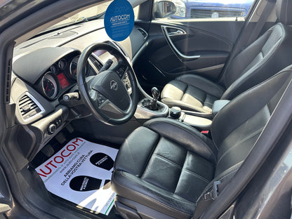 OPEL Astra 1.6 Turbo 180CV Cosmo S – 2010 –