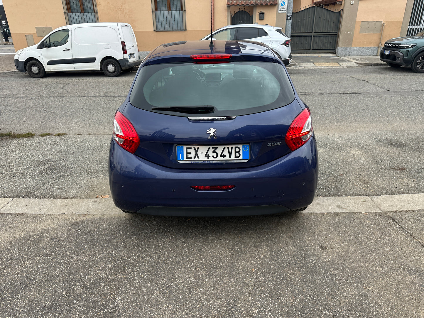 PEUGEOT 208 1ª SERIE PURETECH 82 ALLURE – EURO 6 – ANNO 2014!