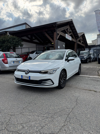 VOLKSWAGEN GOLF 1.5 TSI EVO ACT STYLE – LA COMPATTA PREMIUM, ELEGANTE E TECNOLOGICA!