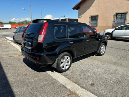 Nissan X-Trail 2.2 dCi Elegance Columbia