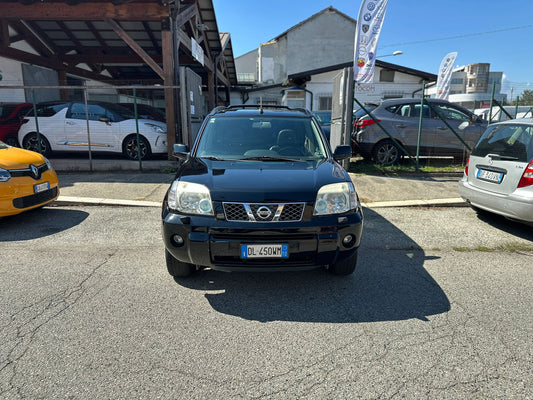 Nissan X-Trail 2.2 dCi Elegance Columbia