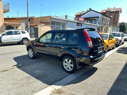 Nissan X-Trail 2.2 dCi Elegance Columbia