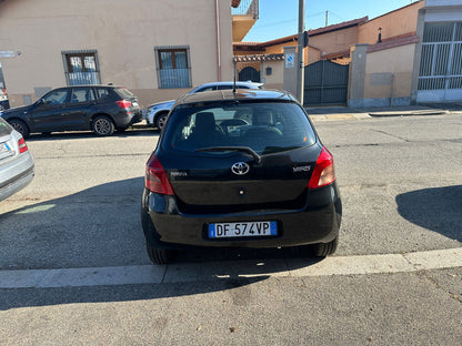 Toyota Yaris 1.0 5P Sol