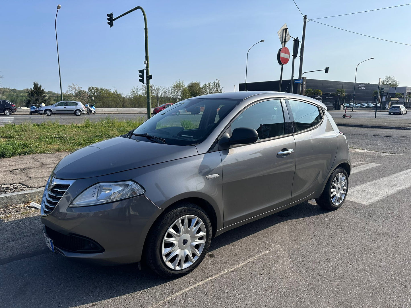Lancia Ypsilon 1.2 69 CV Silver GPL