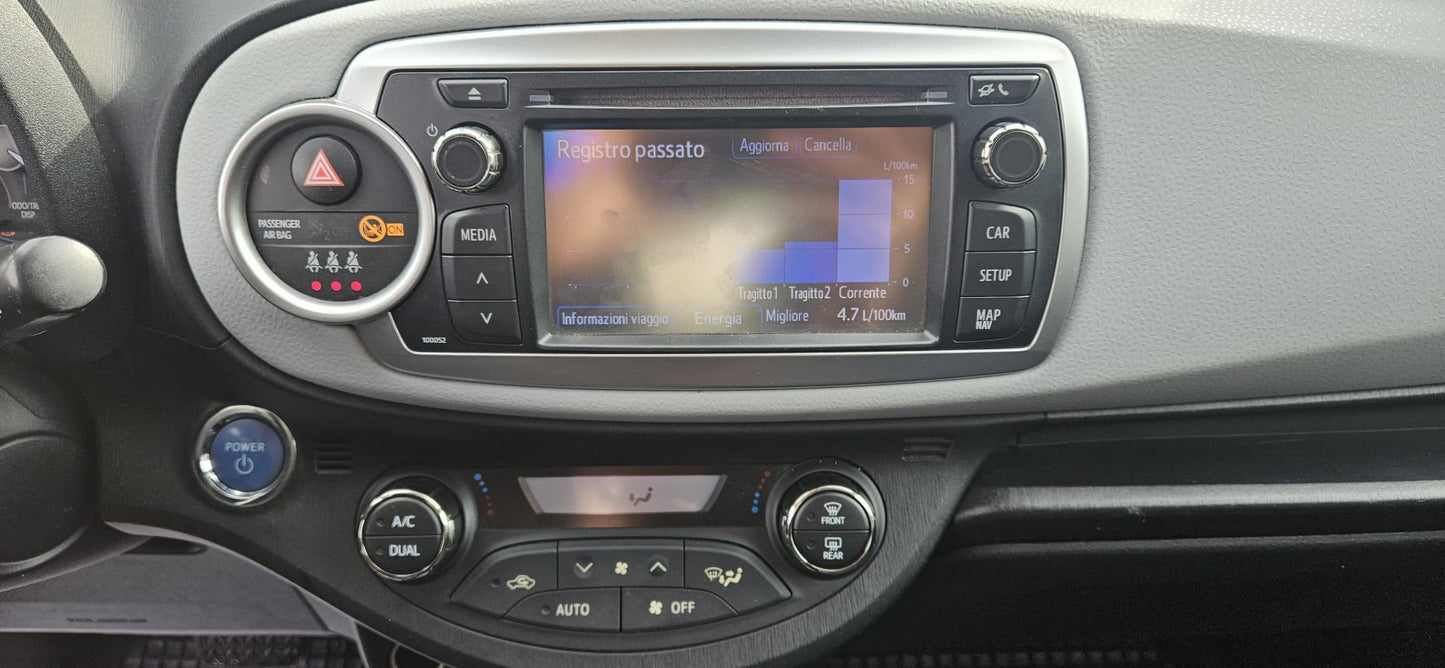 Toyota Yaris Hybrid - AUTOMATICA