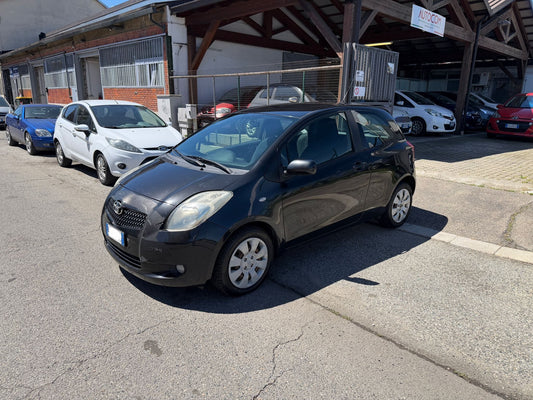 Toyota Yaris 1.3 3P Navi