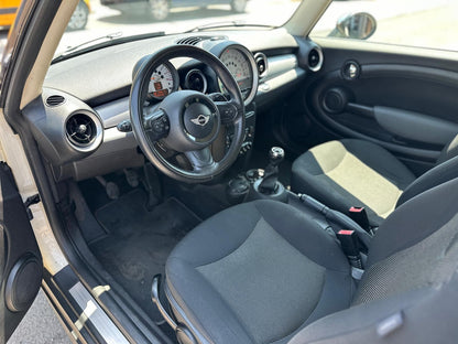 MINI ONE 1.6 16V – STILE ICONICO E GUIDA DIVERTENTE