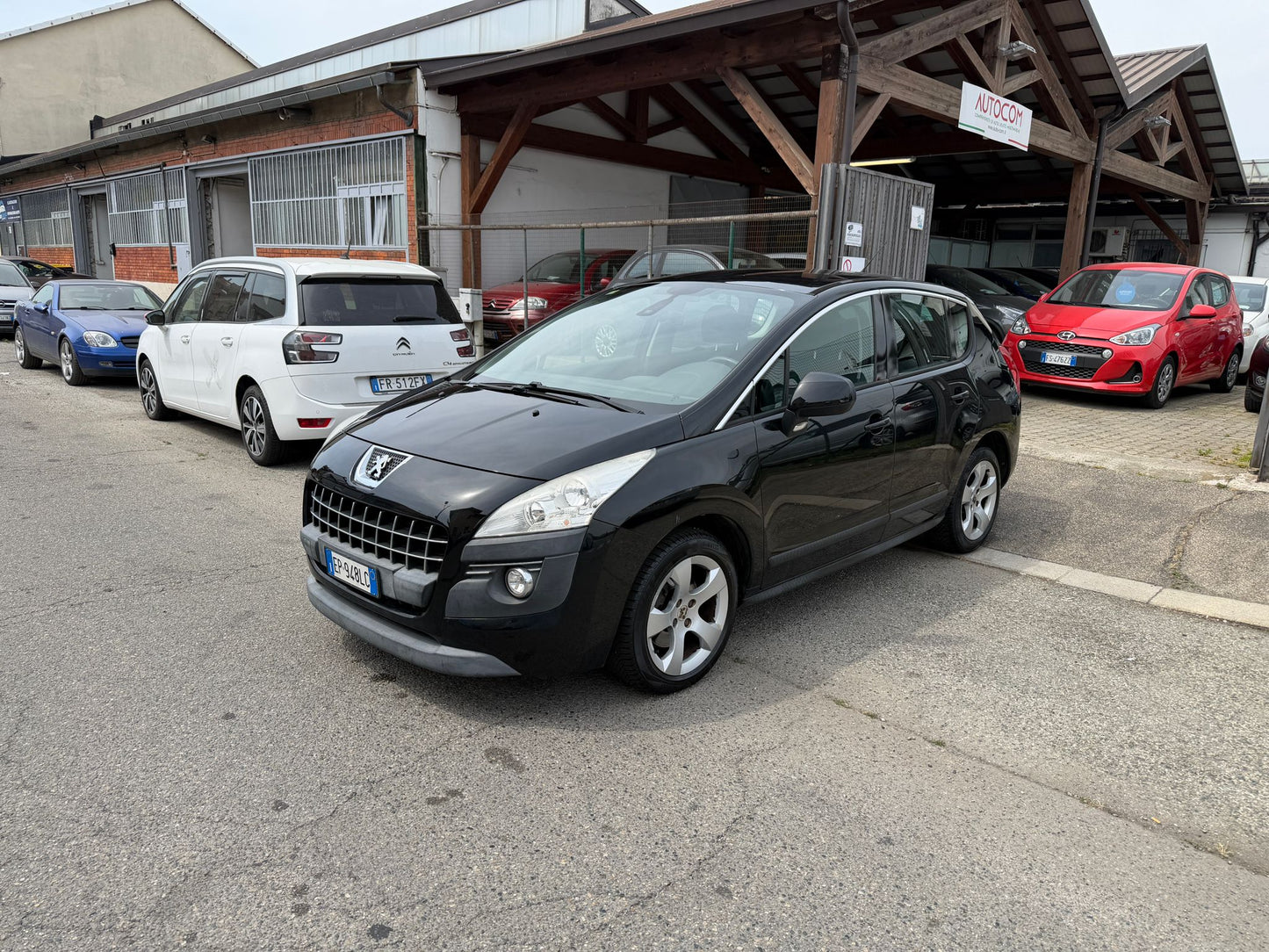 PEUGEOT 3008 2.0 HDi 150 CV BUSINESS