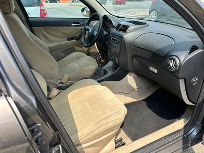 ALFA ROMEO 147 1.6 16V TS 5P BLACK LINE – GPL E STILE SPORTIVO SENZA TEMPO