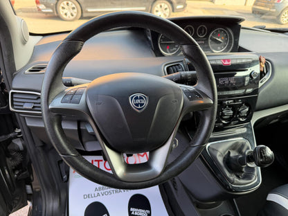 LANCIA YPSILON 0.9 TWINAIR 85 CV 5P GPL ECOCHIC GOLD