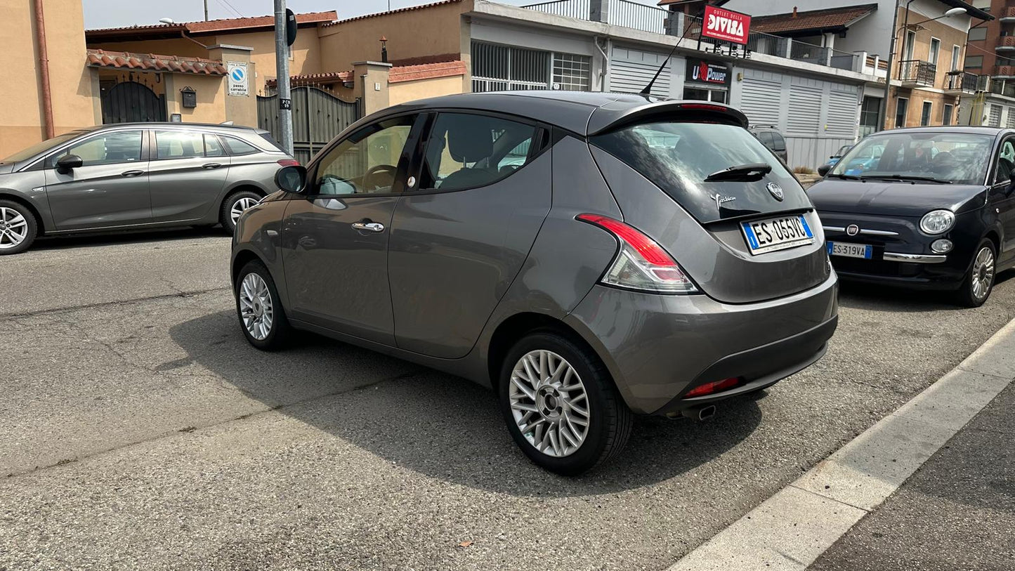 LANCIA YPSILON 1.2 GPL ECOCHIC GOLD – EURO 5B