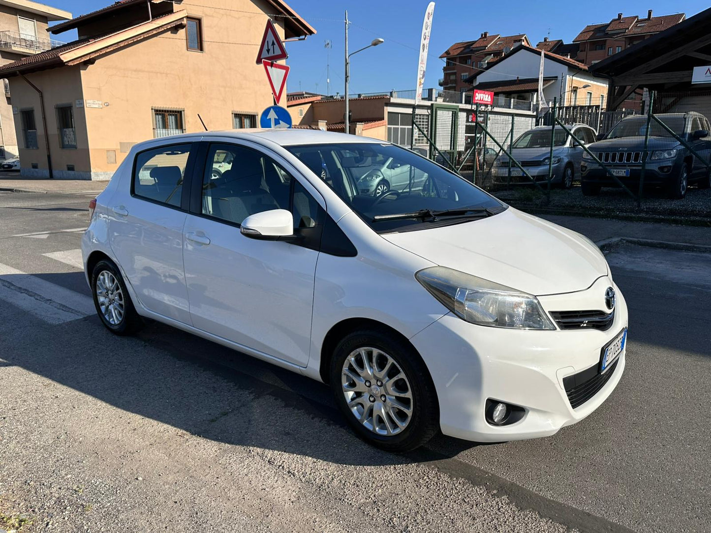 Toyota Yaris III 1.0 5P LOUNGE