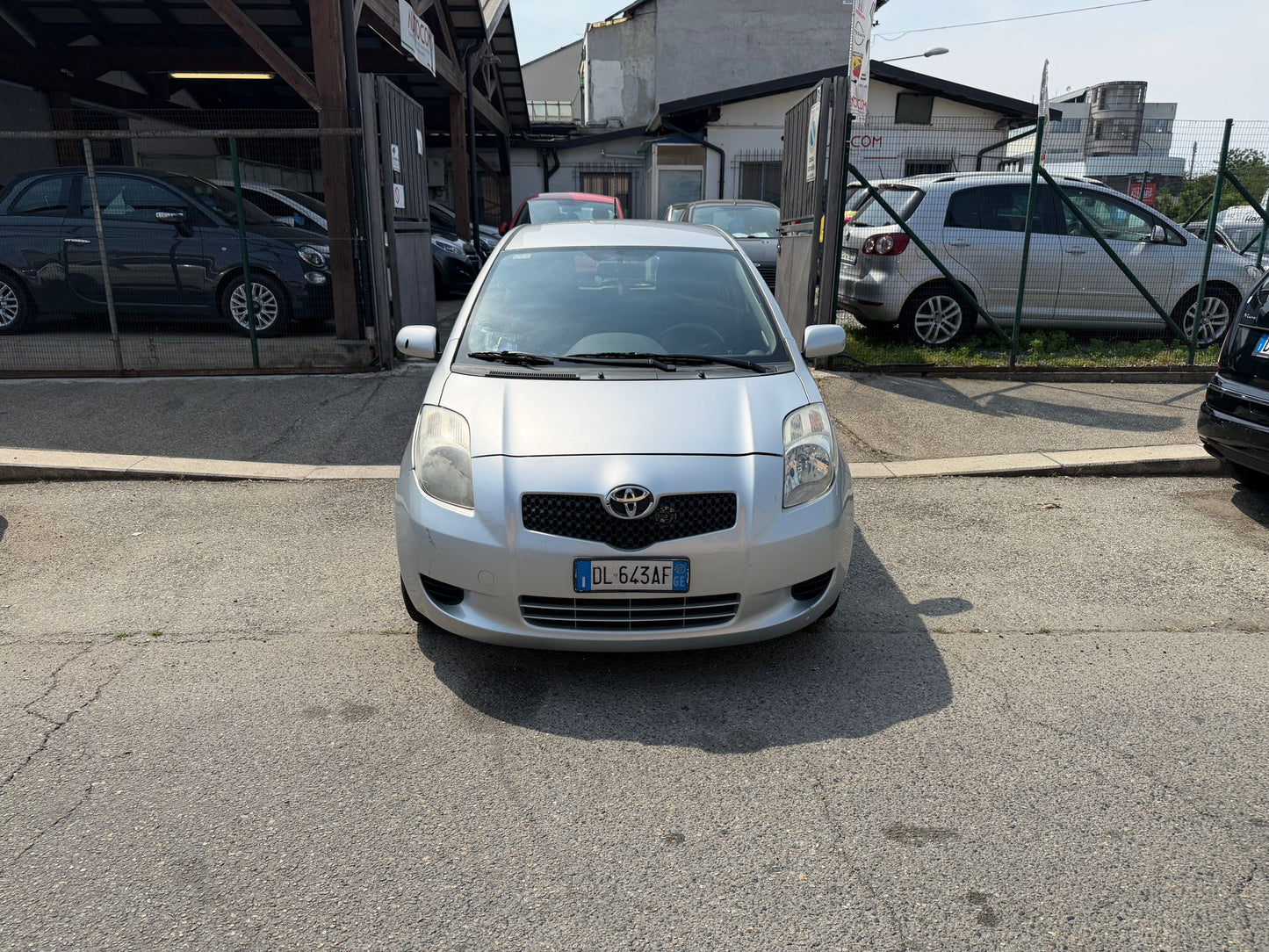 TOYOTA YARIS 1.4 D-4D 90 CV M-MT NAVI – CAMBIO AUTOMATICO