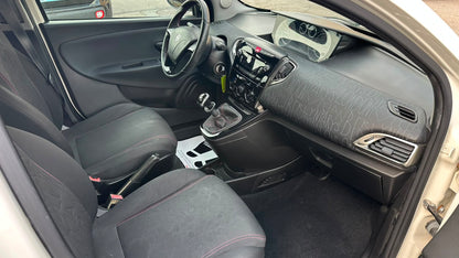 LANCIA YPSILON 1.2 69 CV 5 PORTE PLATINUM