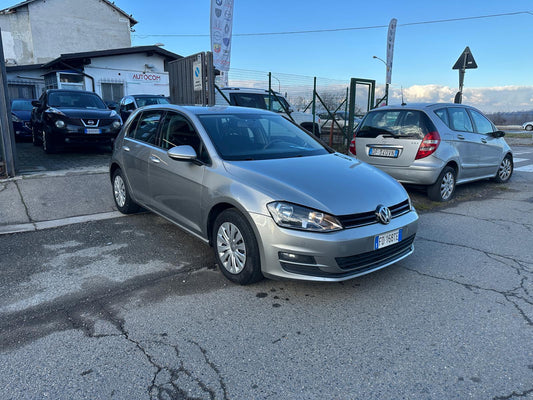 VOLKSWAGEN GOLF 5P. TRENDLINE BLUEMOTION TECHNOLOGY