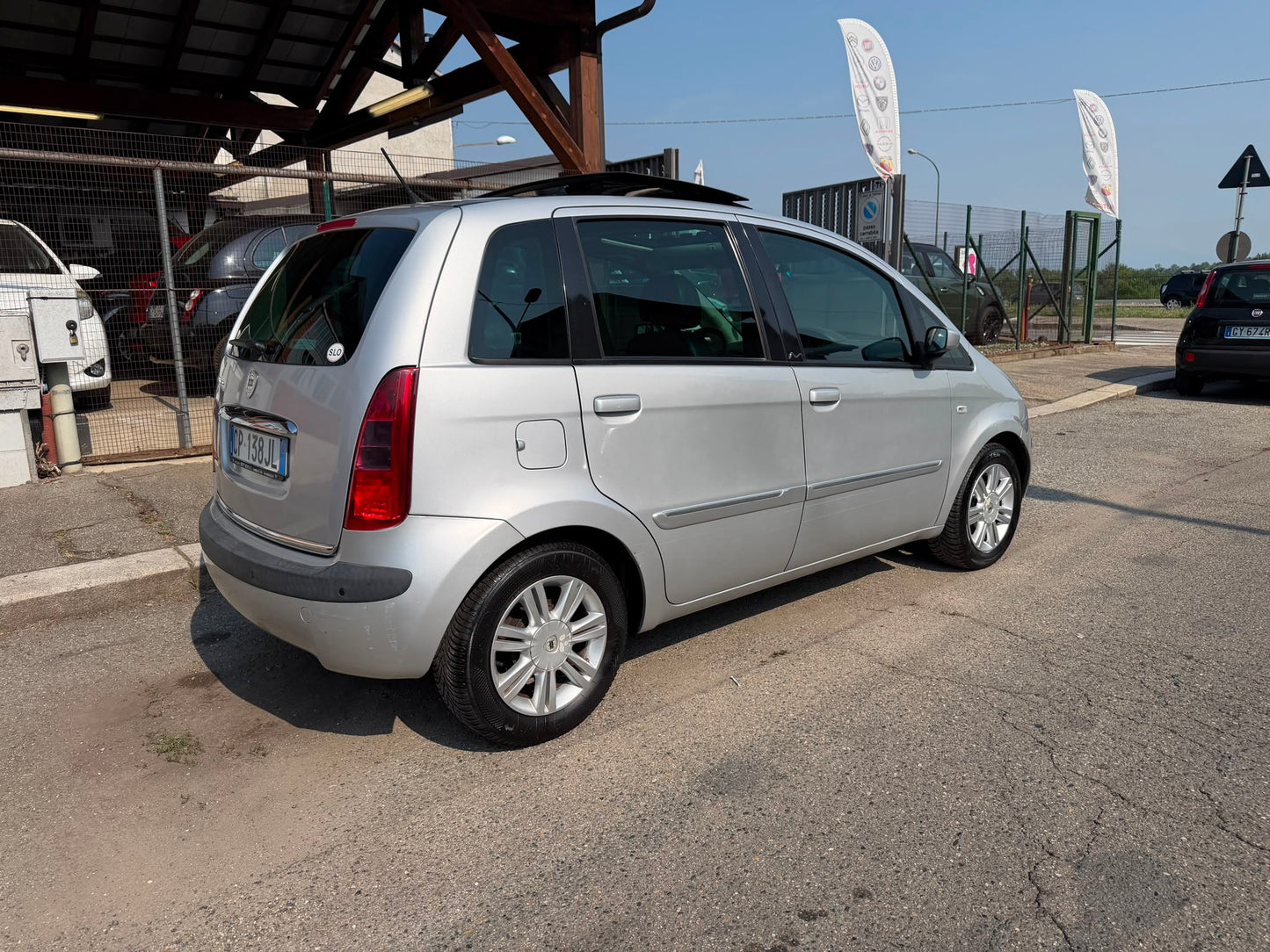 LANCIA MUSA 1.4 16V PLATINO – TETTO PANORAMICO APRIBILE