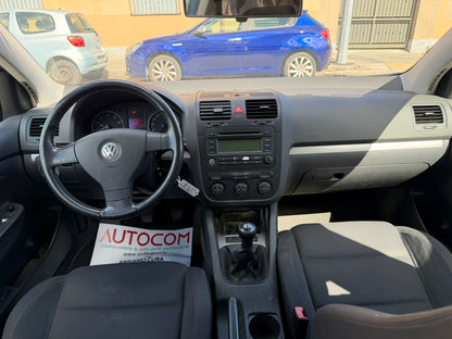 Volkswagen Golf 1.6 16V FSI Sportline