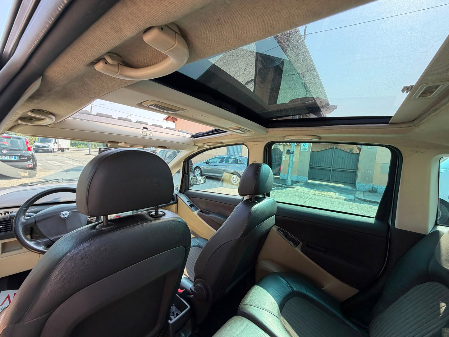 LANCIA MUSA 1.4 16V PLATINO – TETTO PANORAMICO APRIBILE