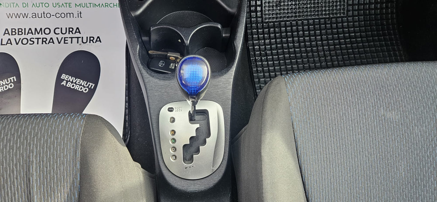 Toyota Yaris Hybrid - AUTOMATICA