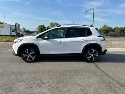 PEUGEOT 2008 1.2 PURETECH TURBO 110 S&S BLACK MATT – ELEGANZA, TECNOLOGIA E GUIDA DINAMICA